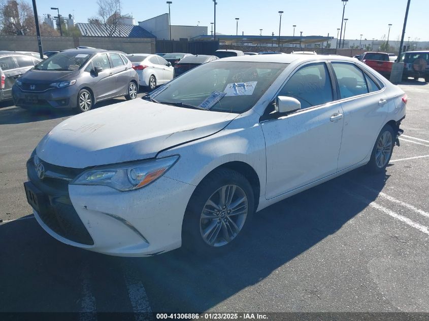 VIN 4T1BF1FK0FU113000 2015 Toyota Camry, SE no.2