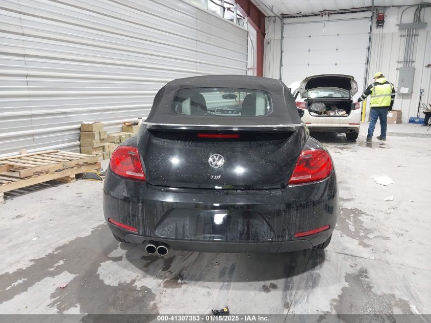 VIN 3VW5L7ATXDM815899 2013 VOLKSWAGEN BEETLE no.16