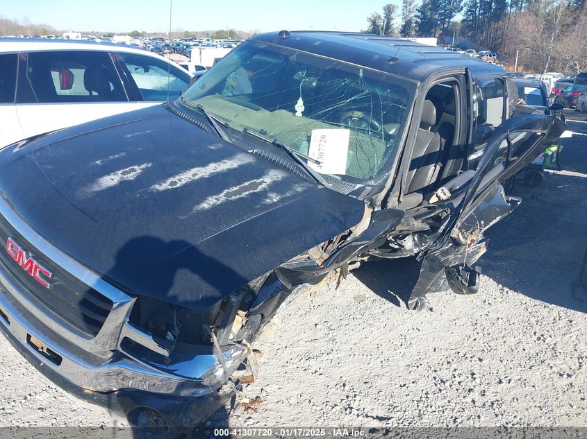 2GTEK13T251327586 2005 GMC SIERRA photo no. 6