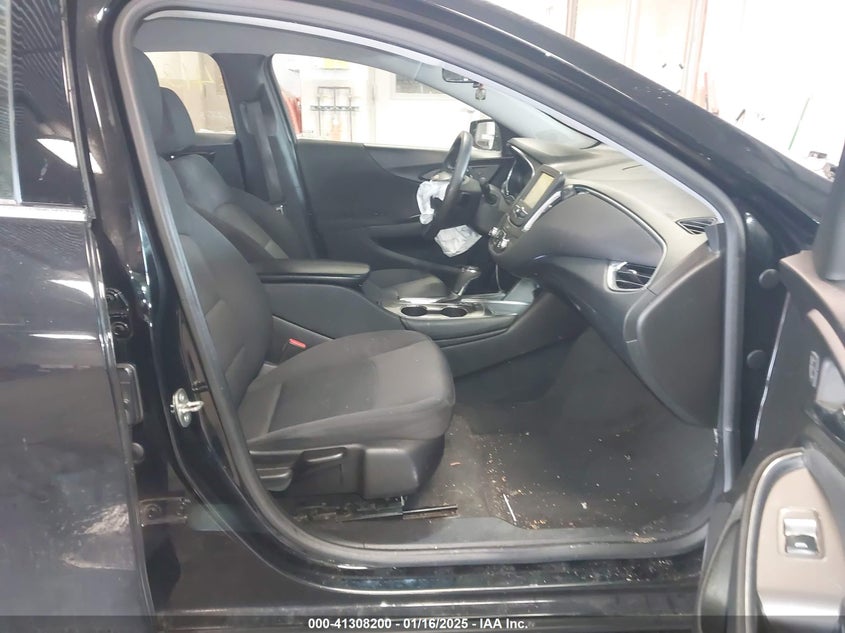 2017 CHEVROLET MALIBU VIN: 1G1ZE5ST1HF199817