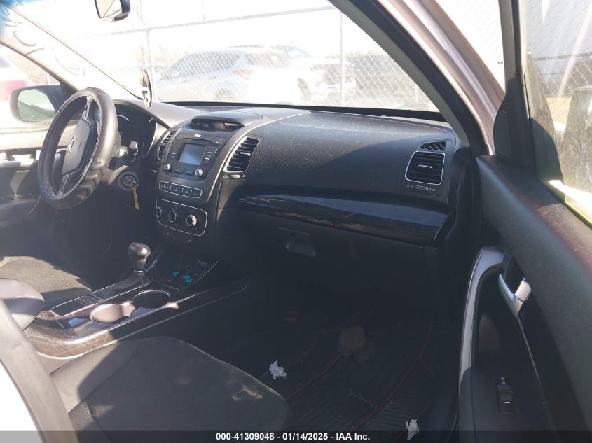 2015 KIA SORENTO VIN: 5XYKT4A78FG567031