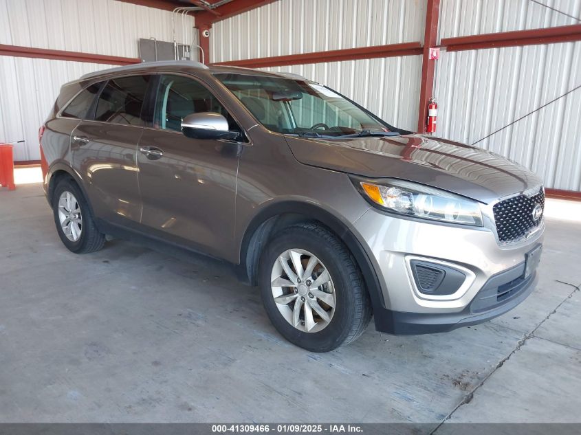 VIN 5XYPG4A5XHG229433 2017 KIA SORENTO no.1