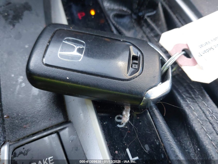 2019 HONDA CIVIC VIN: 19XFC1F30KE001927