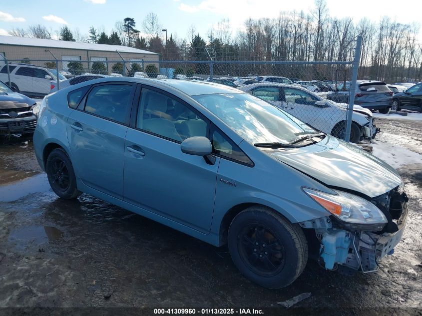 2014 Toyota Prius, Two