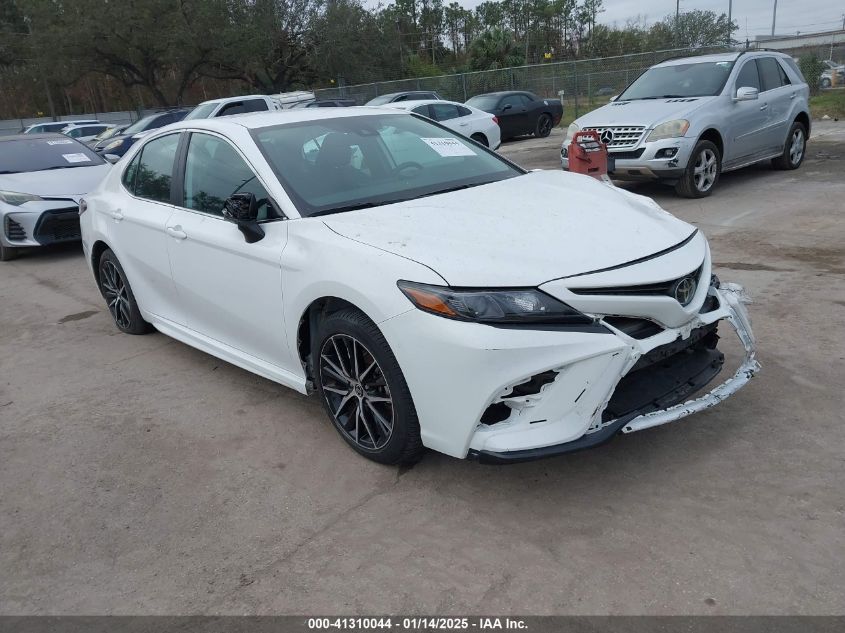 VIN 4T1G11AKXPU792450 2023 Toyota Camry no.1