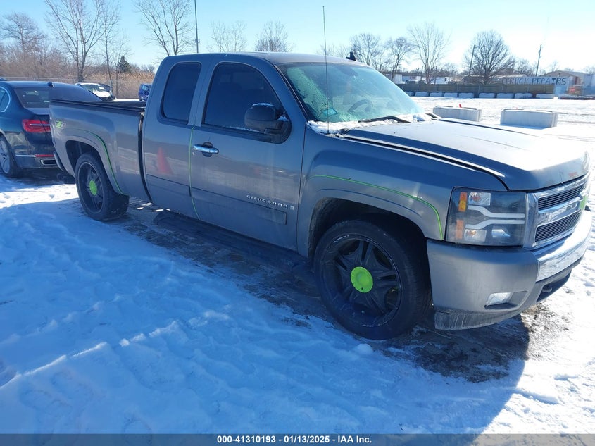 2007 CHEVROLET SILVERADO 1500 VIN: 1GCEK19007Z502196