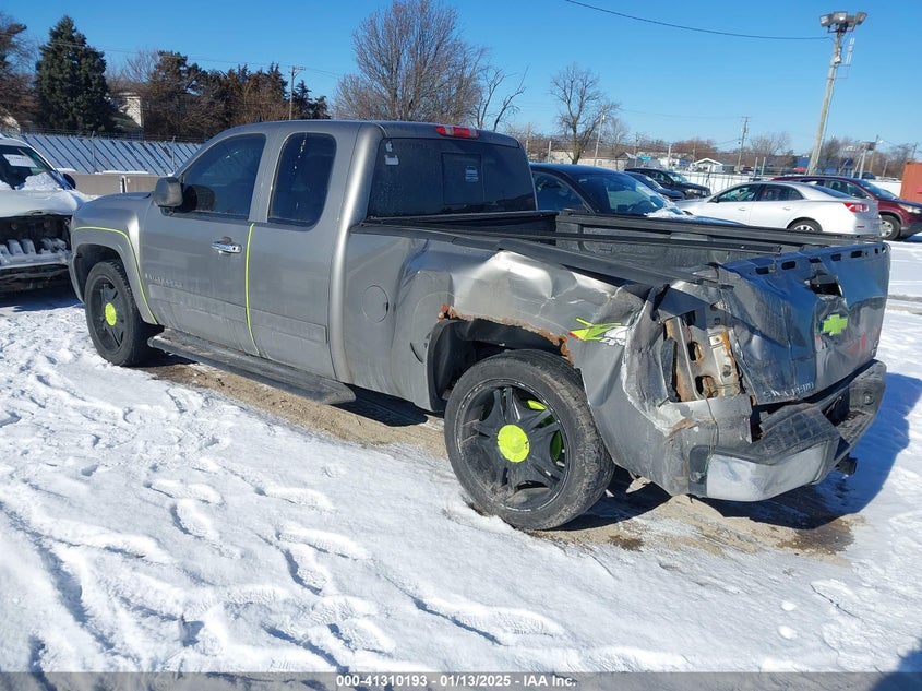 2007 CHEVROLET SILVERADO 1500 VIN: 1GCEK19007Z502196