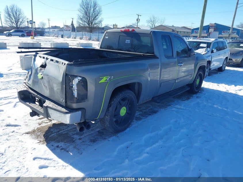 2007 CHEVROLET SILVERADO 1500 VIN: 1GCEK19007Z502196