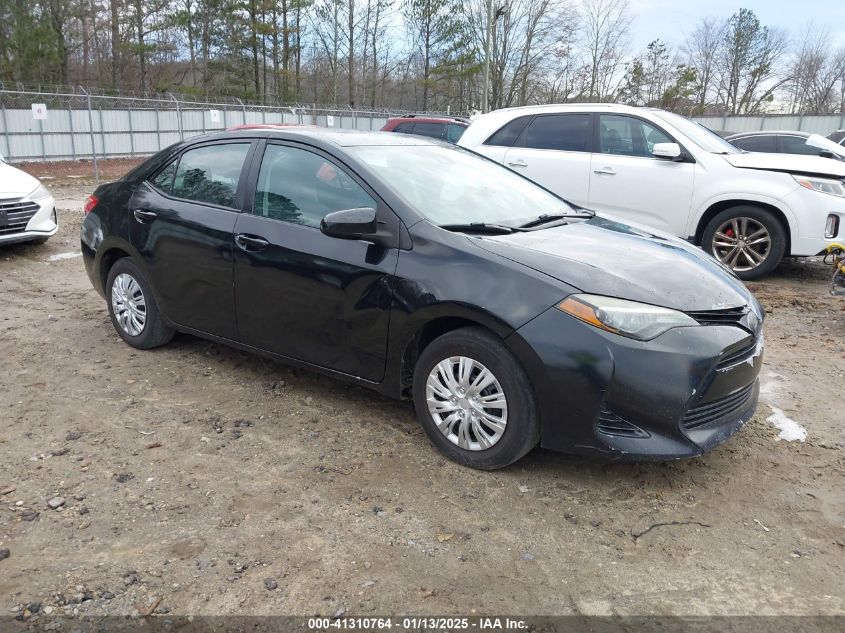 VIN 5YFBURHE0JP826694 2018 TOYOTA COROLLA no.1