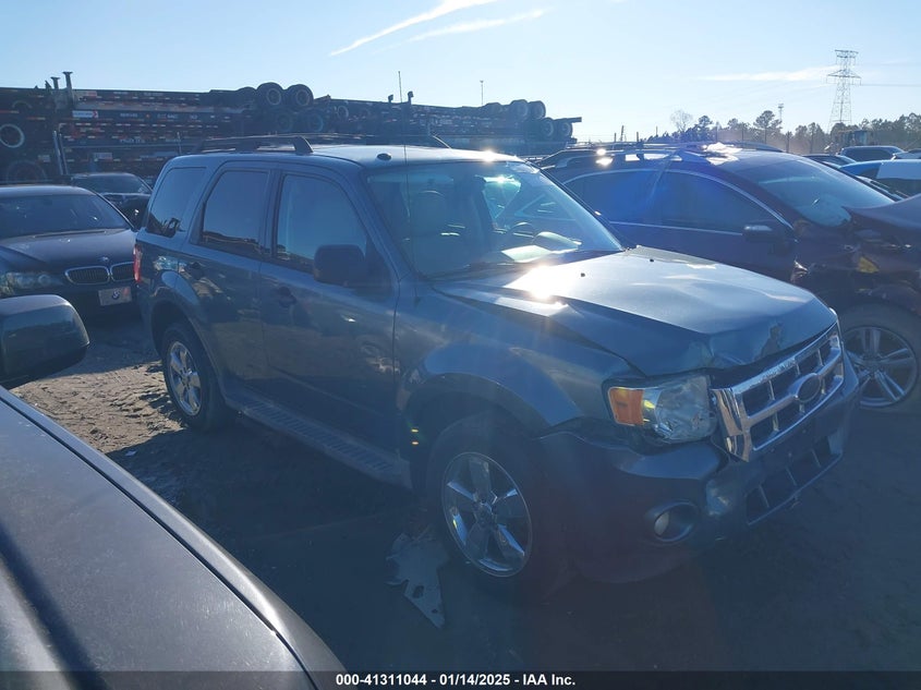 2010 FORD ESCAPE VIN: 1FMCU0DG3AKC69071