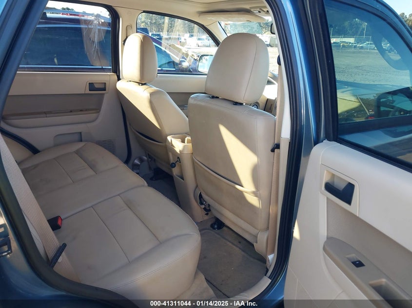 2010 FORD ESCAPE VIN: 1FMCU0DG3AKC69071