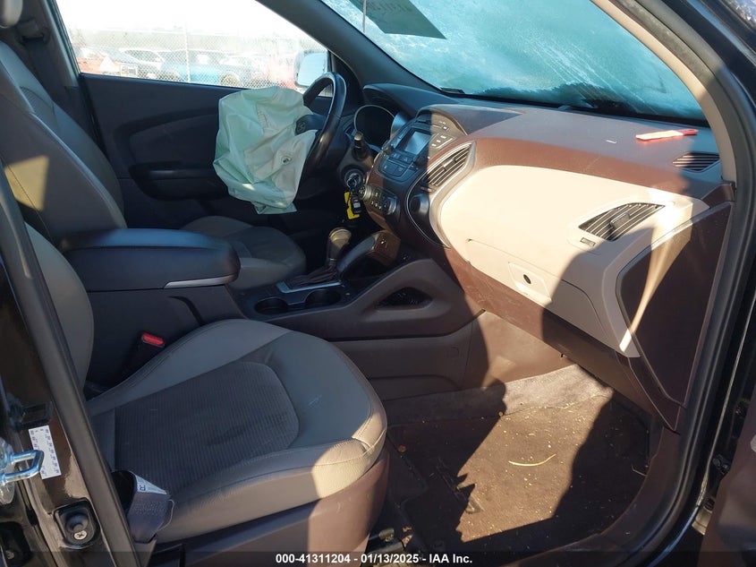 2015 HYUNDAI TUCSON VIN: KM8JU3AG3FU102783