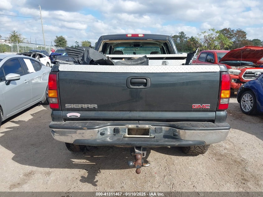 2005 GMC Sierra 1500Hd Slt VIN: 1GTGK13U75F943942 Lot: 41311467