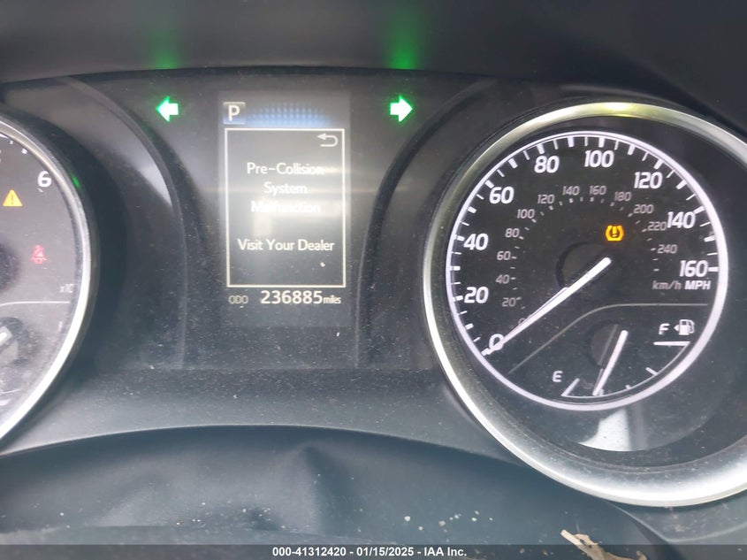 2018 TOYOTA CAMRY VIN: 4T1B11HK2JU081803
