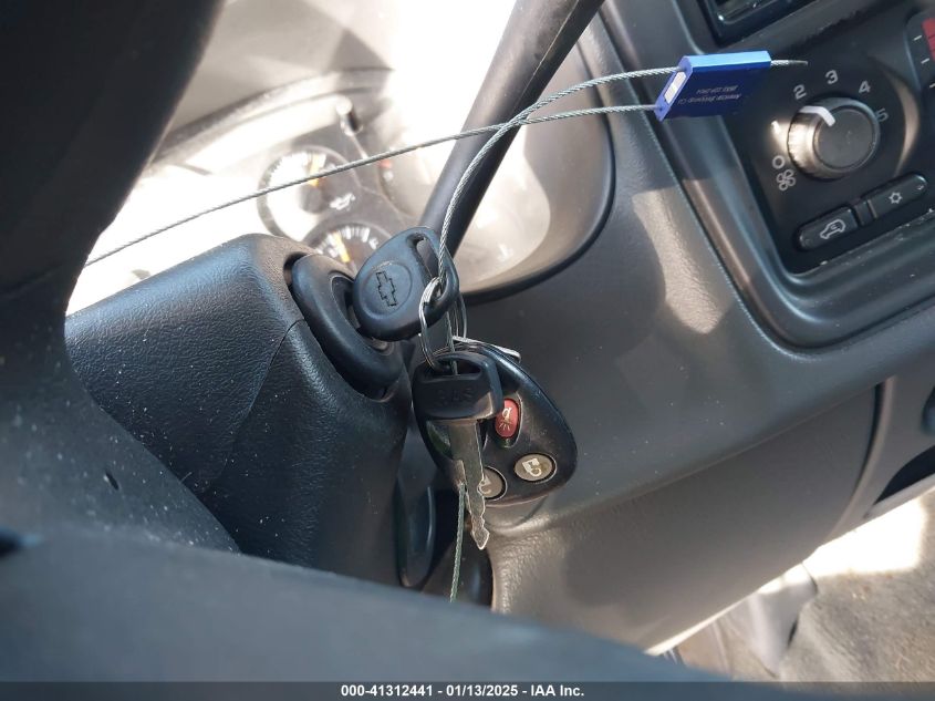 2005 Chevrolet Silverado 1500 Ls VIN: 2GCEC19V051163969 Lot: 41312441