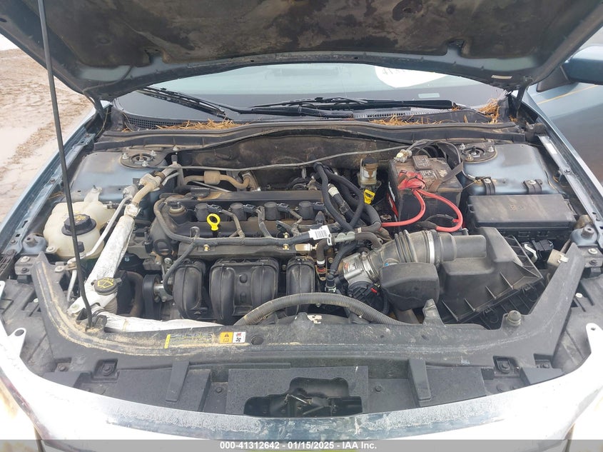 2011 FORD FUSION VIN: 3FAHP0HA7BR256317