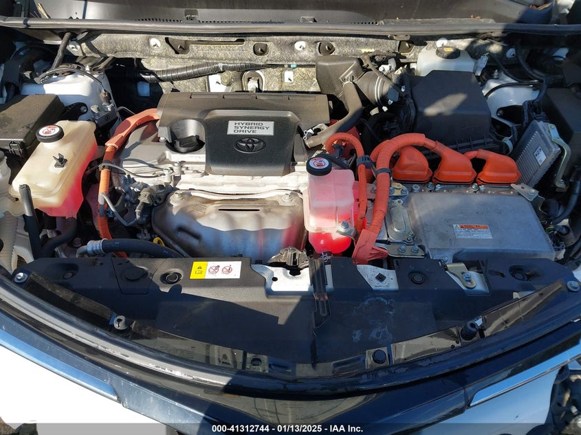 2018 TOYOTA RAV4 HYBRID LE - JTMRJREV7JD178690