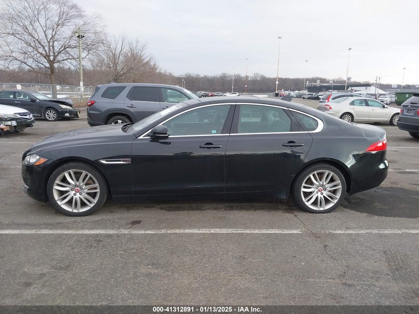 2016 JAGUAR XF 35T PRESTIGE - SAJBK4BV3GCY20943