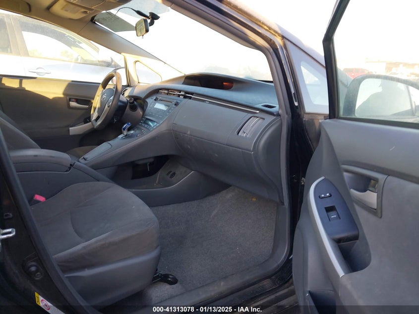 2011 TOYOTA PRIUS VIN: JTDKN3DU1B5302007