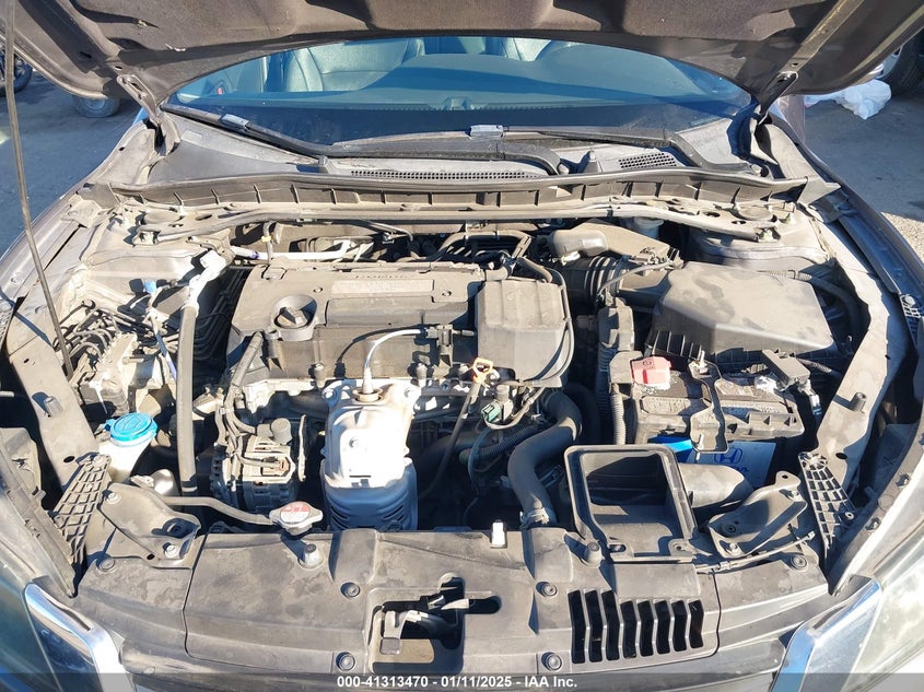 2015 HONDA ACCORD VIN: 1HGCR2F89FA107578