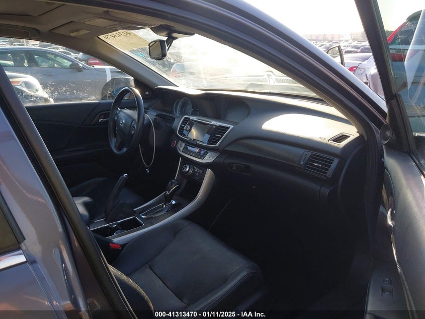 2015 HONDA ACCORD VIN: 1HGCR2F89FA107578