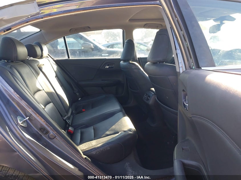 2015 HONDA ACCORD VIN: 1HGCR2F89FA107578