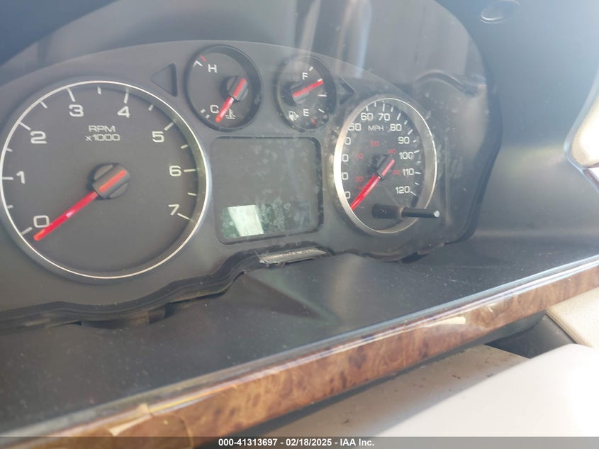2007 FORD FIVE HUNDRED VIN: 1FAHP24167G123600