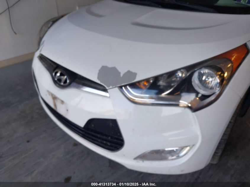 VIN KMHTC6AD9GU294957 2016 Hyundai Veloster no.6