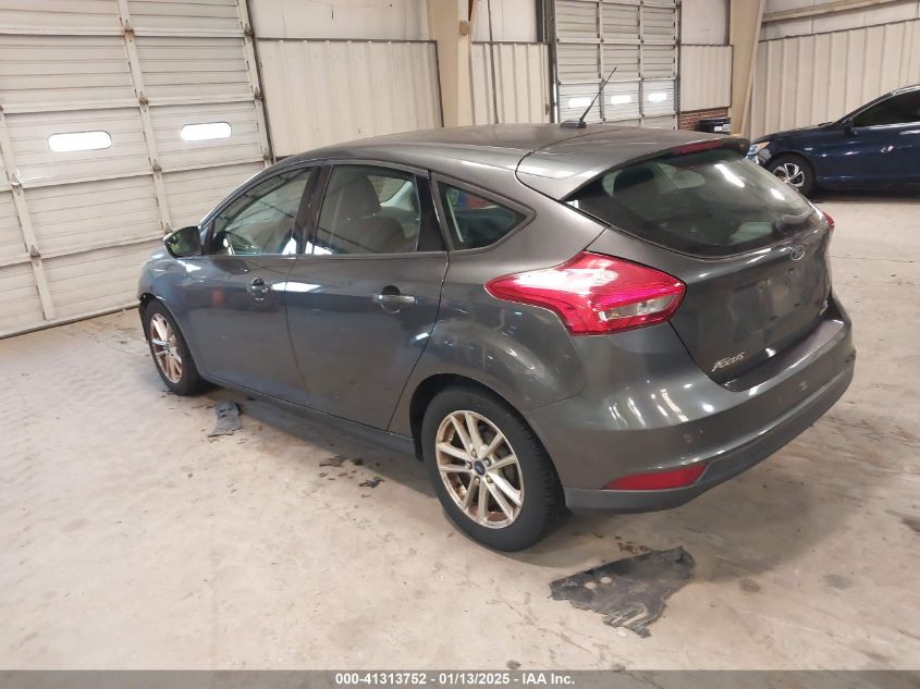 VIN 1FADP3K28FL351393 2015 FORD FOCUS no.3