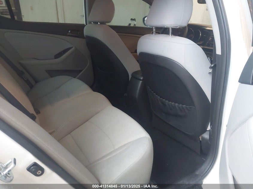 2013 KIA OPTIMA VIN: KNAGM4A71D5357490