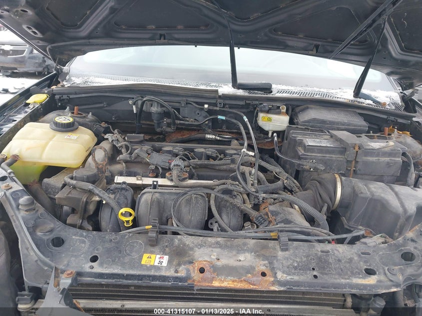 2007 FORD FOCUS VIN: 1FAHP31N87W202379