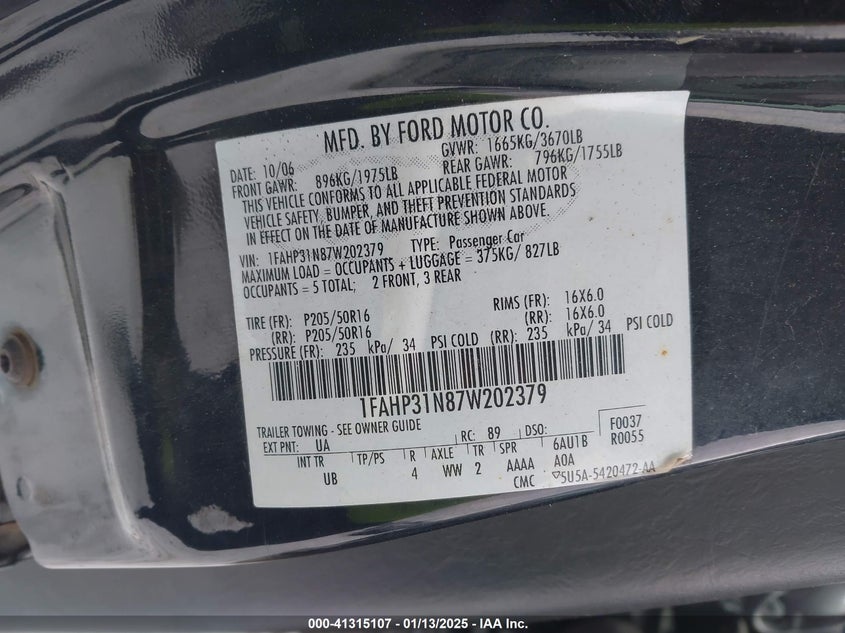 2007 FORD FOCUS VIN: 1FAHP31N87W202379
