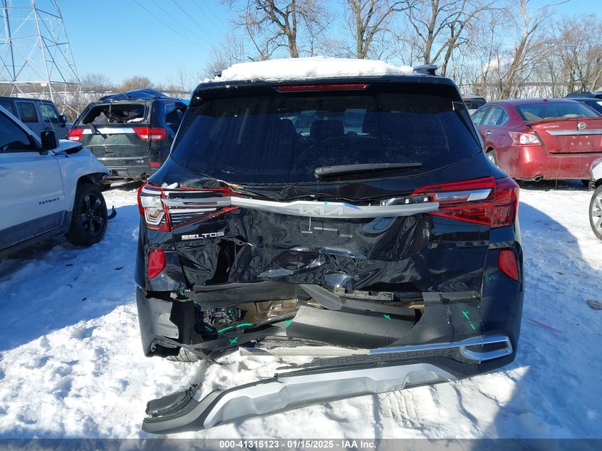 2023 KIA SELTOS EX - KNDERCAA7P7417007