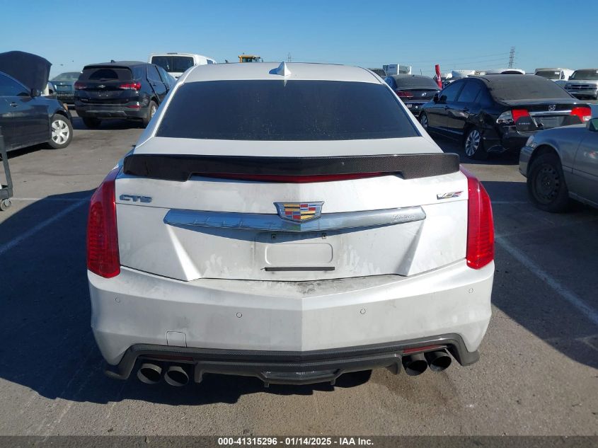 VIN 1G6A15S6XG0174221 2016 Cadillac CTS-V no.16