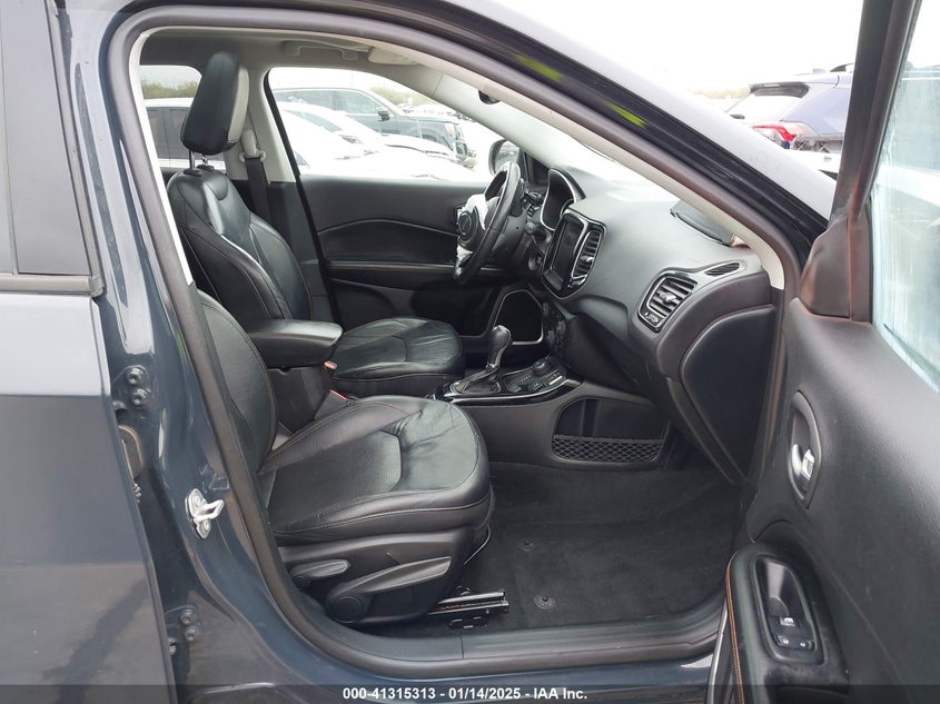 2018 JEEP COMPASS LIMITED 4X4 - 3C4NJDCB4JT136479