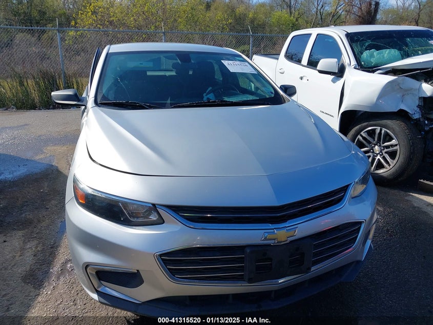 2018 CHEVROLET MALIBU VIN: 1G1ZB5ST0JF182537