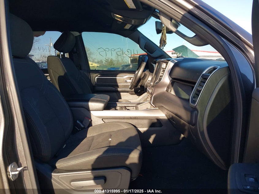 2019 RAM 1500 VIN: 1C6SRFFT6KN704526