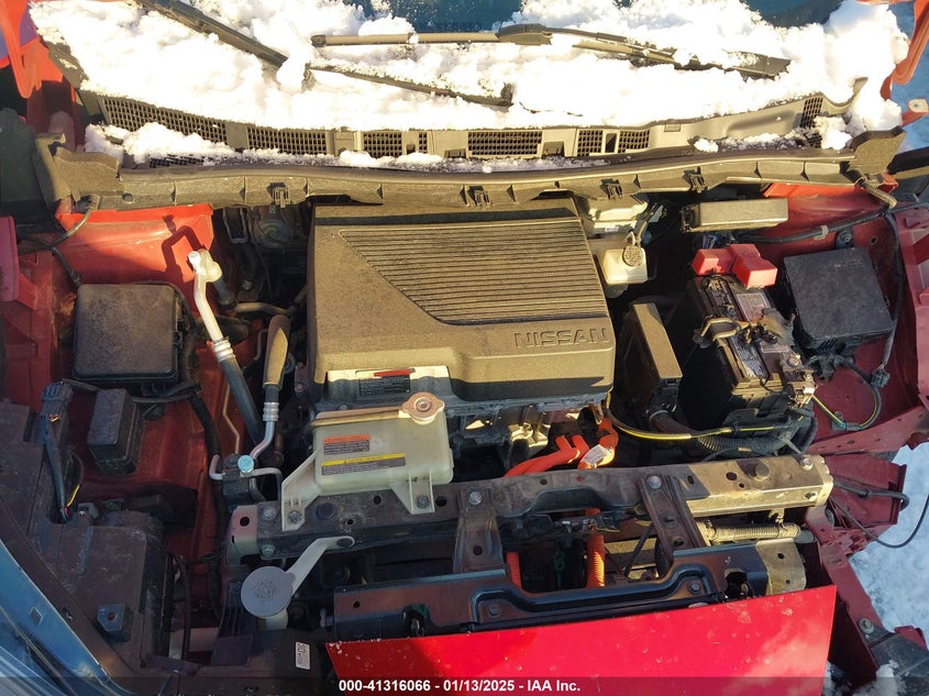 2018 NISSAN LEAF SV - 1N4AZ1CPXJC307237