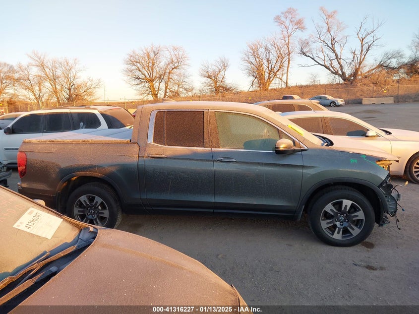 2017 HONDA RIDGELINE RTL - 5FPYK3F53HB004663