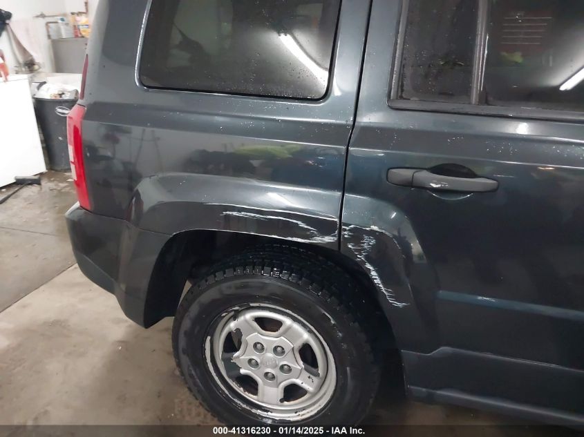 VIN 1C4NJPBB2FD158271 2015 Jeep Patriot, Sport no.18