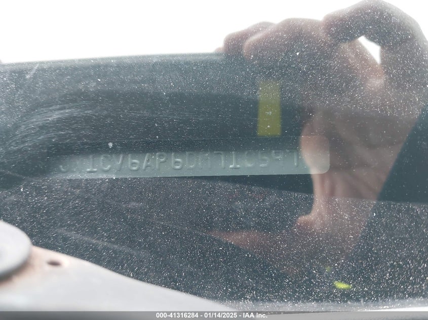 2013 INFINITI G37 JOURNEY - JN1CV6AP6DM710597