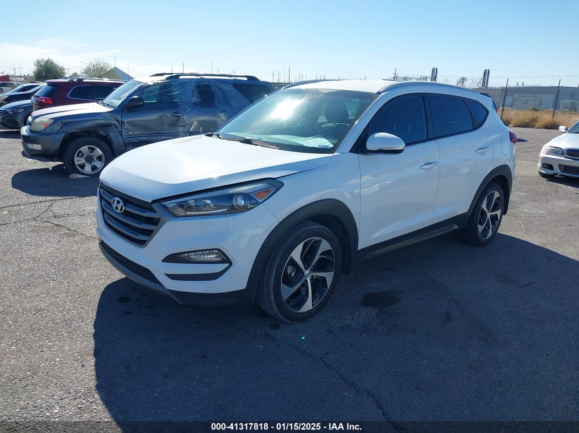 2016 HYUNDAI TUCSON VIN: KM8J33A25GU073747