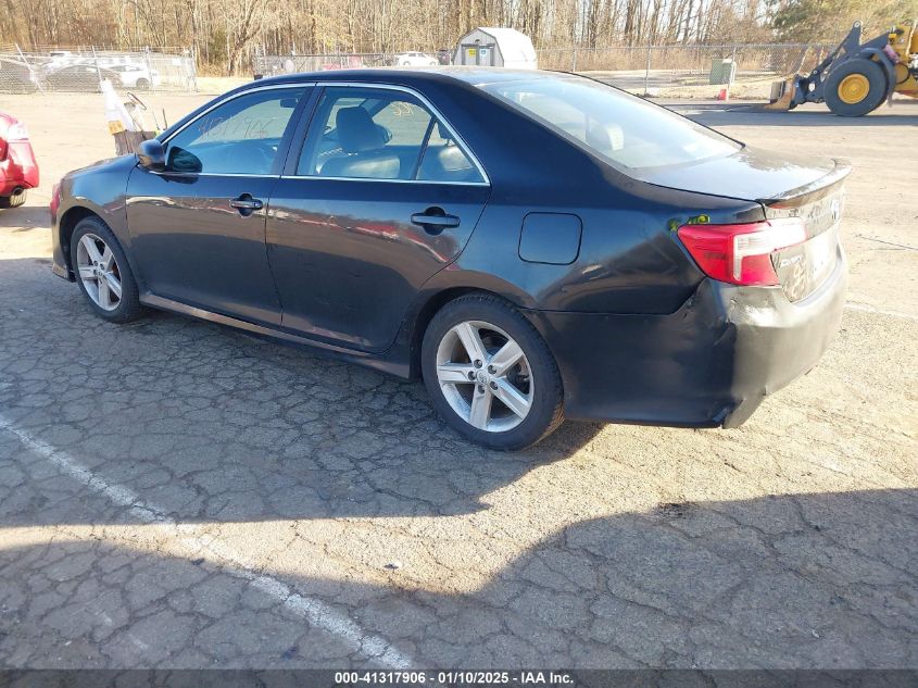 VIN 4T1BF1FK4EU752205 2014 Toyota Camry, SE no.3