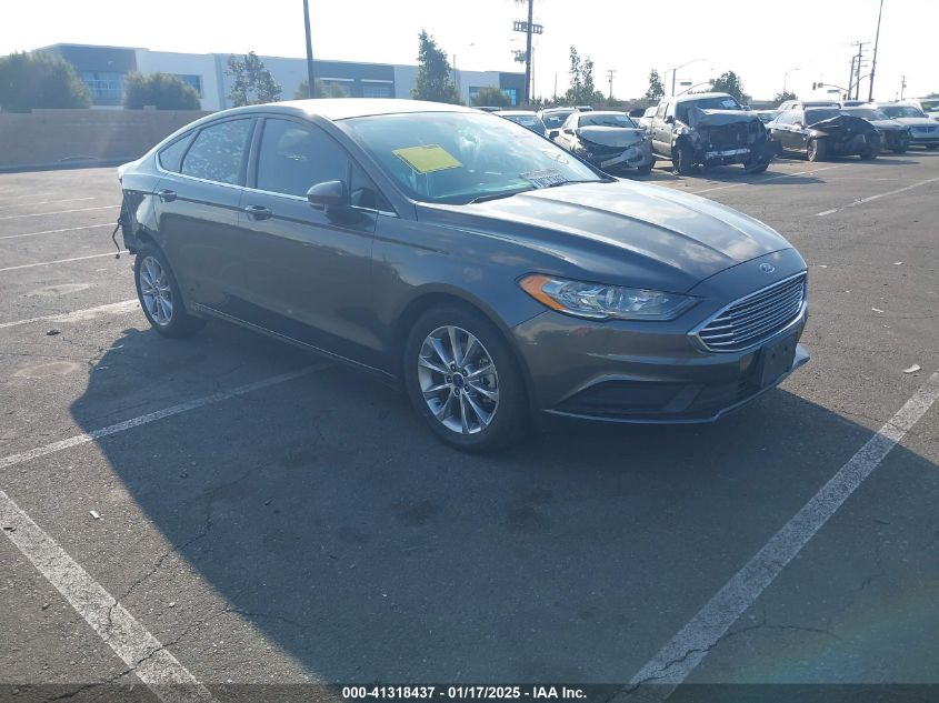 VIN 3FA6P0H79HR215854 2017 Ford Fusion, SE no.1