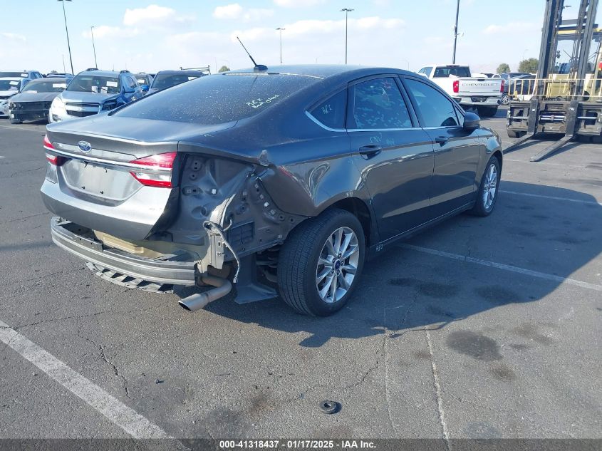 VIN 3FA6P0H79HR215854 2017 Ford Fusion, SE no.4