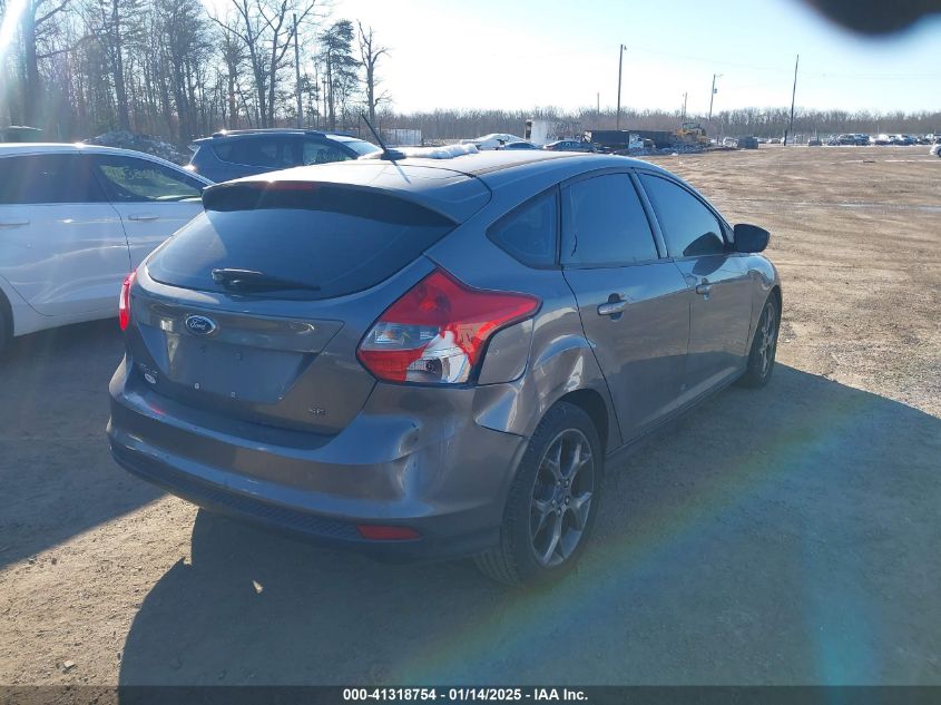 VIN 1FADP3K27EL188928 2014 Ford Focus, SE no.4