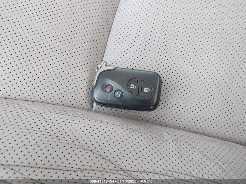 2010 Lexus Es 350 Base (A6) VIN: JTHBK1EG2A2357036 Lot: 41319454