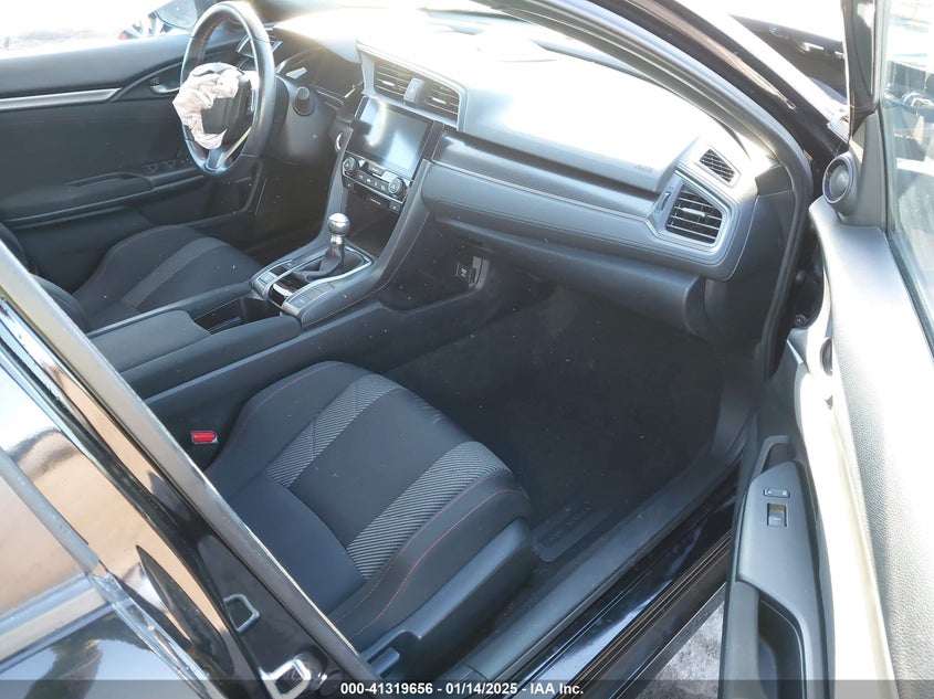 2018 HONDA CIVIC VIN: 2HGFC1E54JH702087