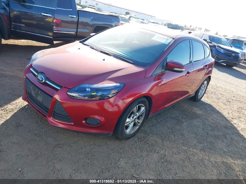 VIN 1FADP3K29EL413916 2014 FORD FOCUS no.2