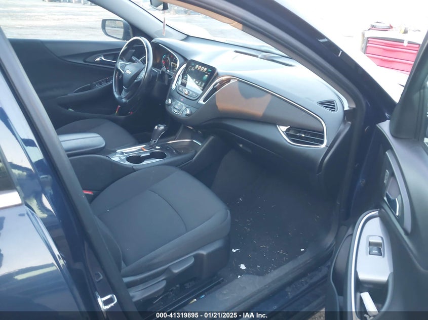2018 CHEVROLET MALIBU VIN: 1G1ZD5ST7JF181606